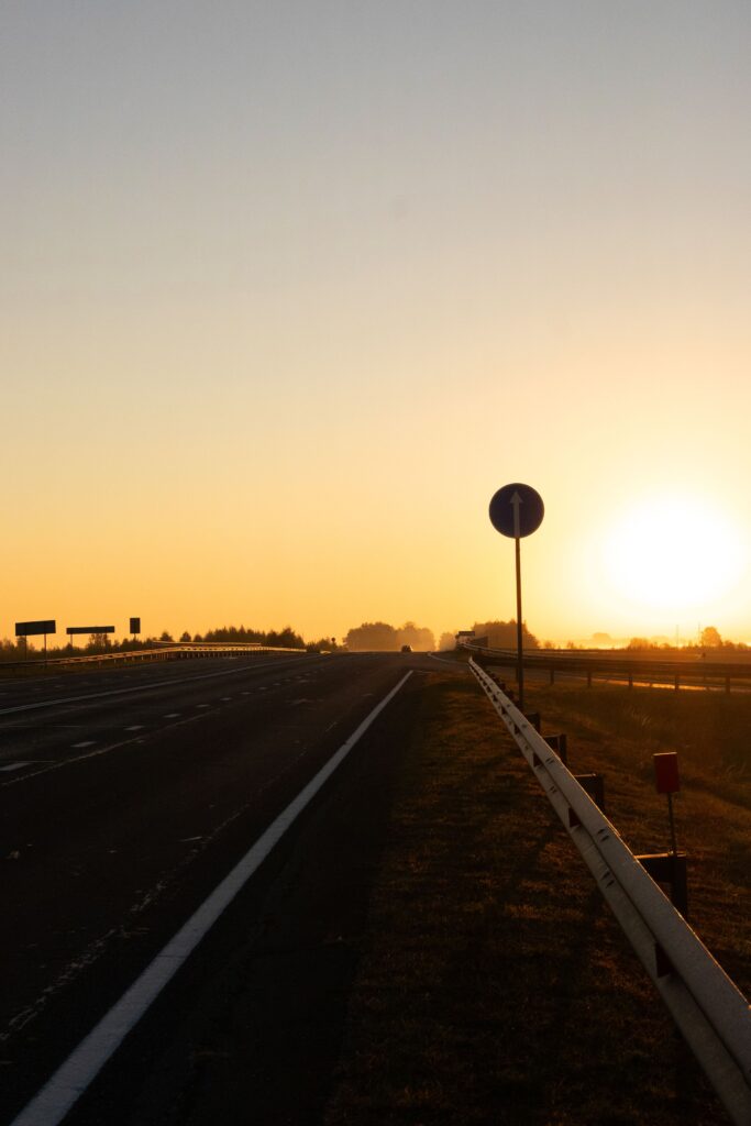 Soft-focus empty California roadway at dawn, representing a Braun’s Law and DUI civil-claims guide without showing a collision.